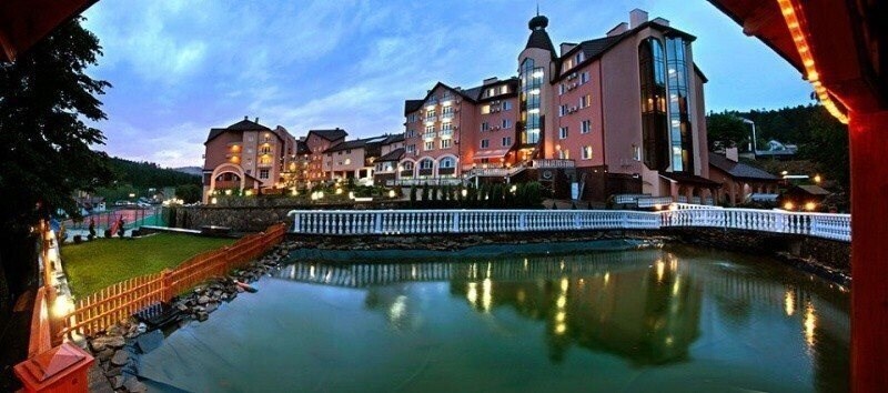 Изображение Три Сини та Донька 4*